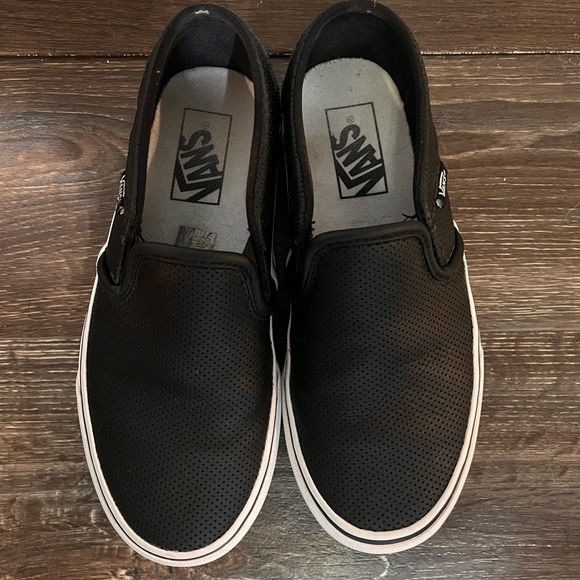Vans Asher Slip-On Sneaker - Women's size 6 - Picture 3 of 8